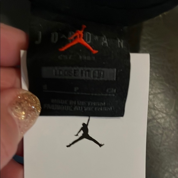 Nike Jordan Ladies Red and Black Plaid Sweatshirt - Picture 5 of 5